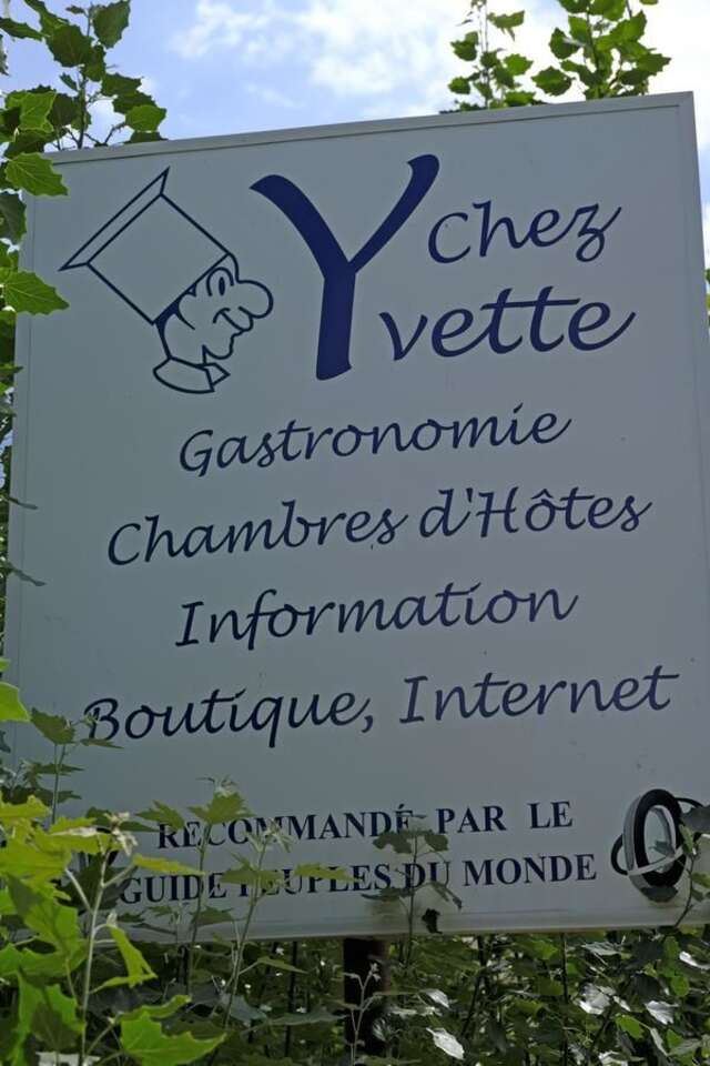Отели типа «постель и завтрак» Chez Yvette Гарни-24